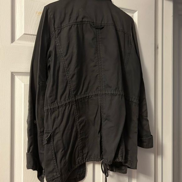 Women’s Utility Jacket - Picture 2 of 2